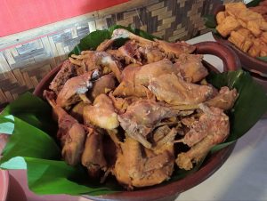 Catering makanan pedesaan Puncak Pinus Becici