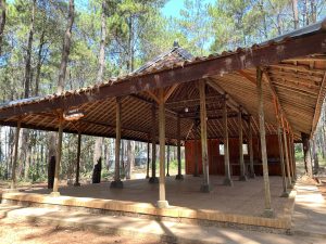 Pendopo limasan Puncak Becici